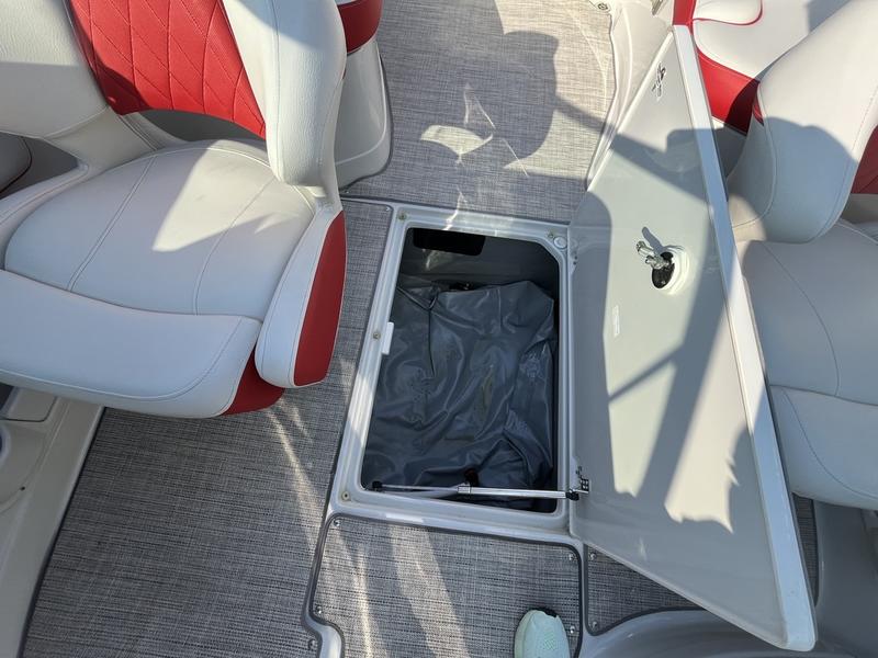 2023 CROWNLINE 280 SS Surf BOATS