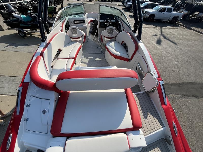 2023 CROWNLINE 280 SS Surf BOATS