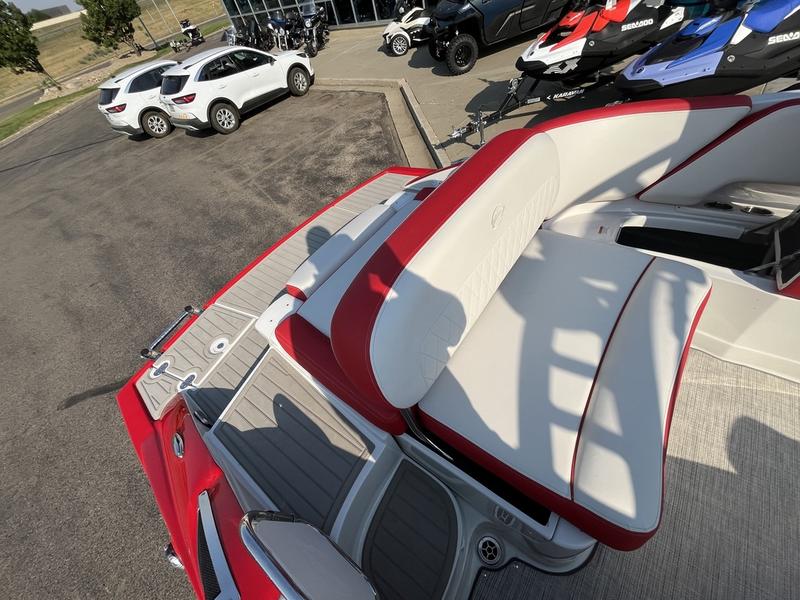 2023 CROWNLINE 280 SS Surf BOATS