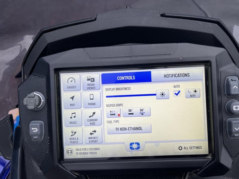 2023 POLARIS INDY VR1 137 Patriot Boost SNOWMOBILES