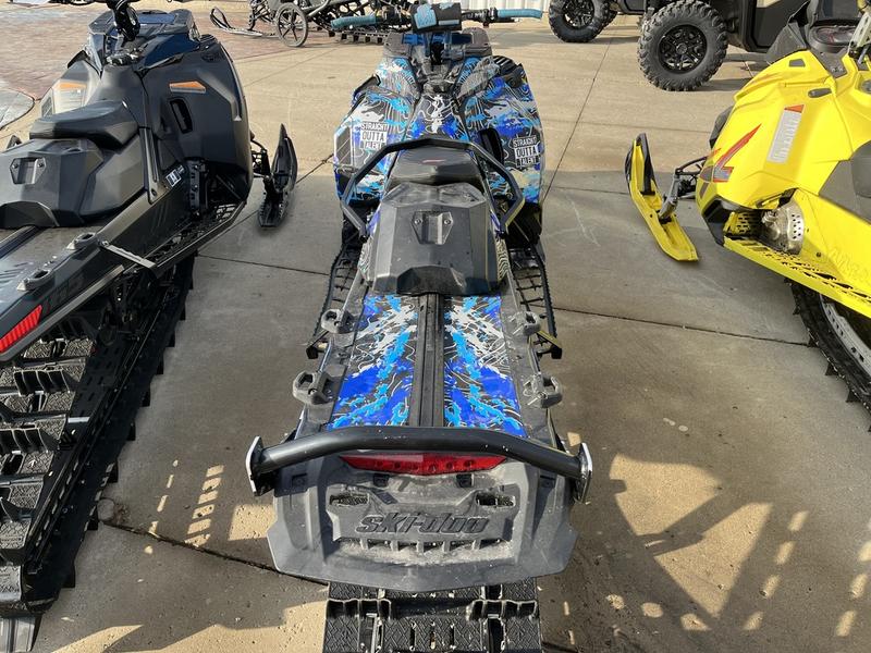 2023 SKI-DOO Summit X with Expert Package 154 850 E-TEC Turbo R PowderMax X-Light 3.0 SNOWMOBILES