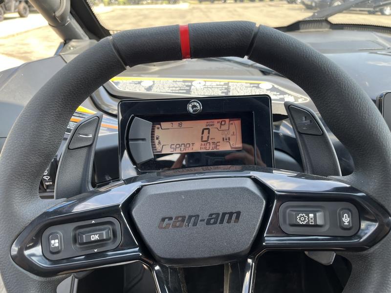2024 CAN-AM Maverick R X UTV