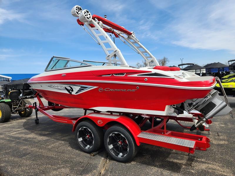 2024 CROWNLINE 220 SS SURF BOATS