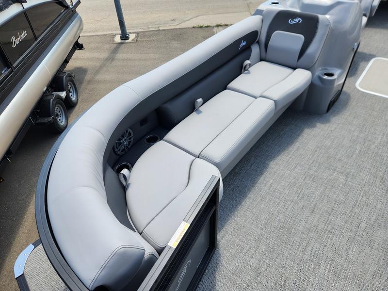 2025 BARLETTA ARIA 24CC BOATS