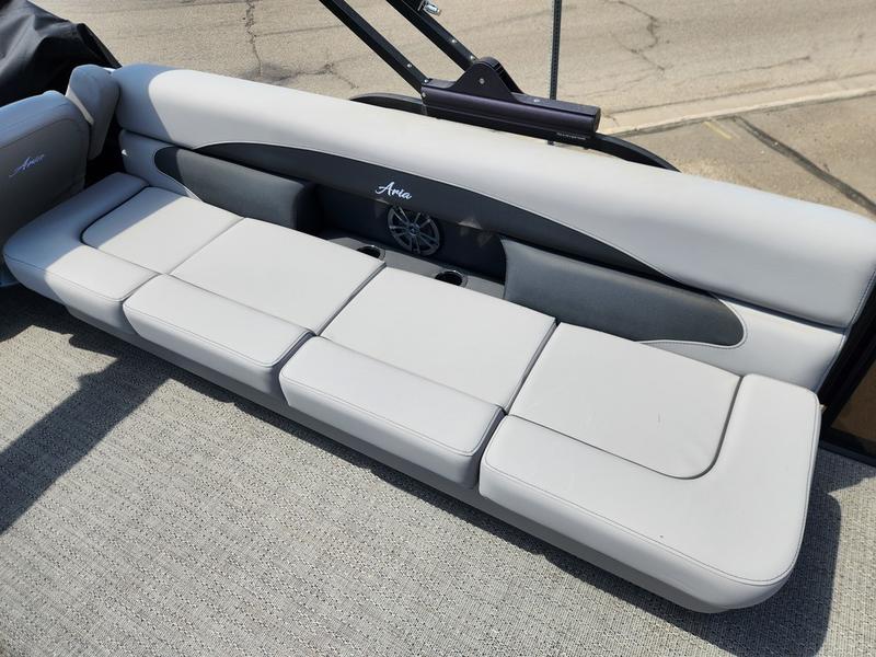2025 BARLETTA ARIA 24CC BOATS