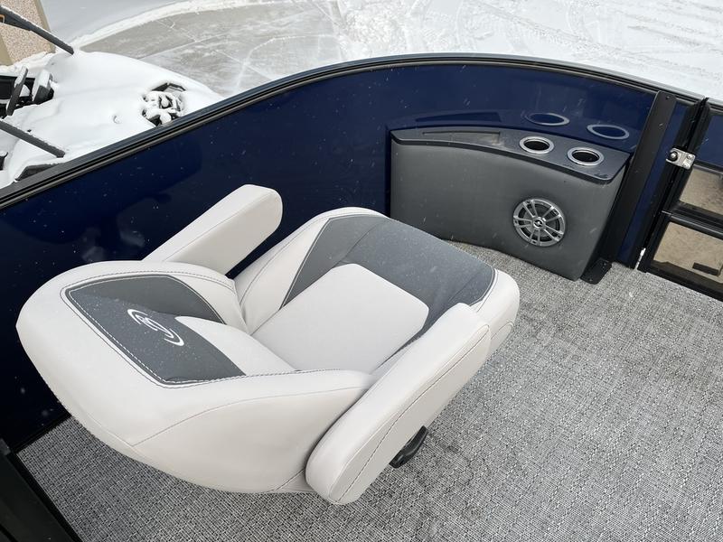 2025 BARLETTA Aria Point Fish A24F BOATS