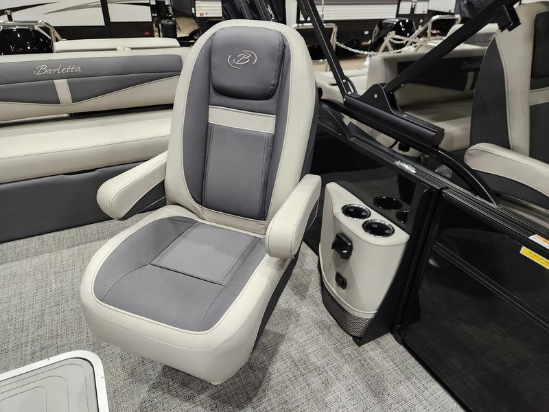2025 BARLETTA Cabrio 24UC BOATS
