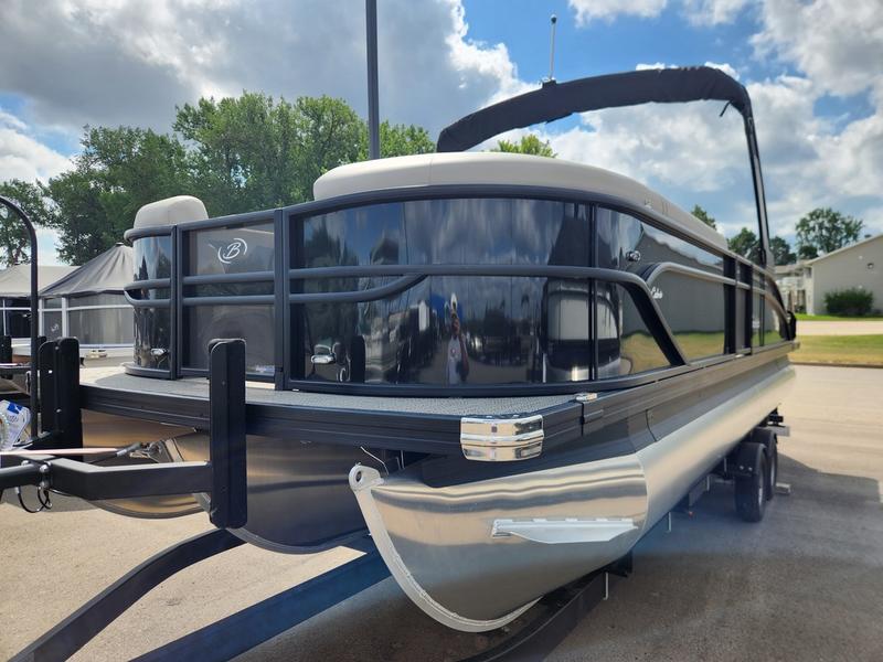 2025 BARLETTA CABRIO 24UC BOATS
