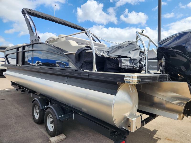 2025 BARLETTA CABRIO 24UC BOATS