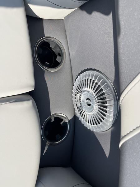 2025 BARLETTA Cabrio 24UC BOATS