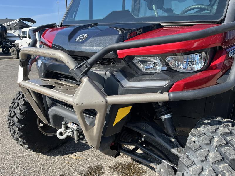 2025 Can-Am Defender Limited UTV