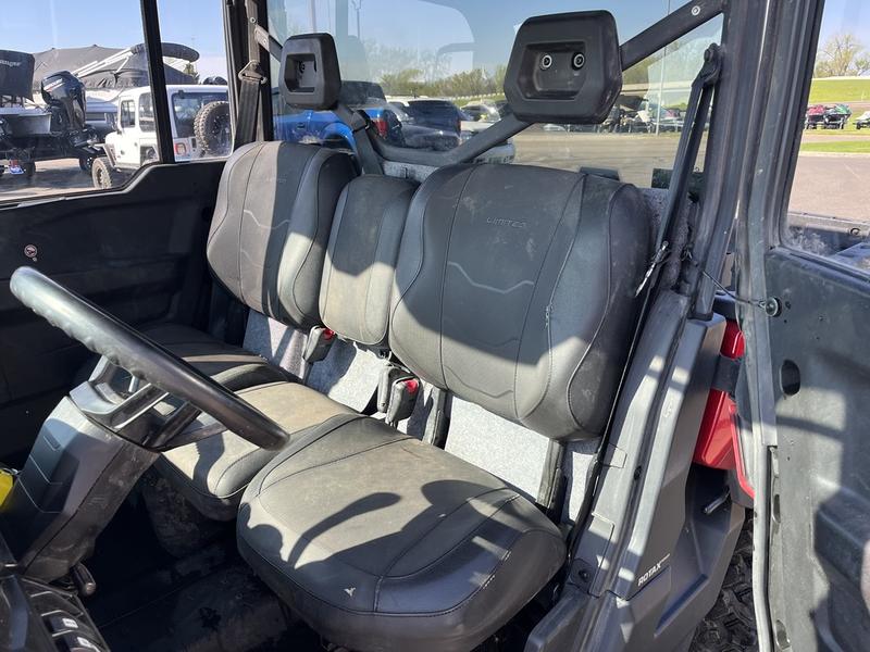 2025 Can-Am Defender Limited UTV