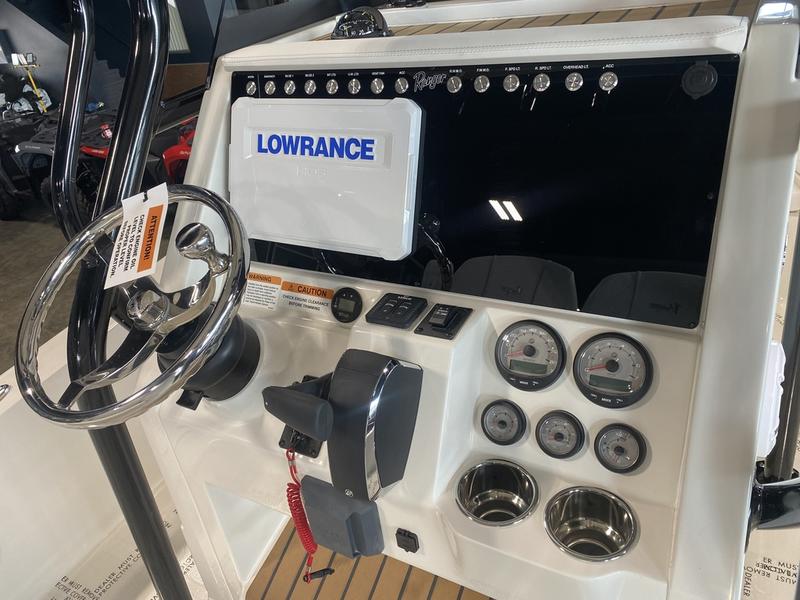 2025 RANGER BOATS 2510 Bay BOATS
