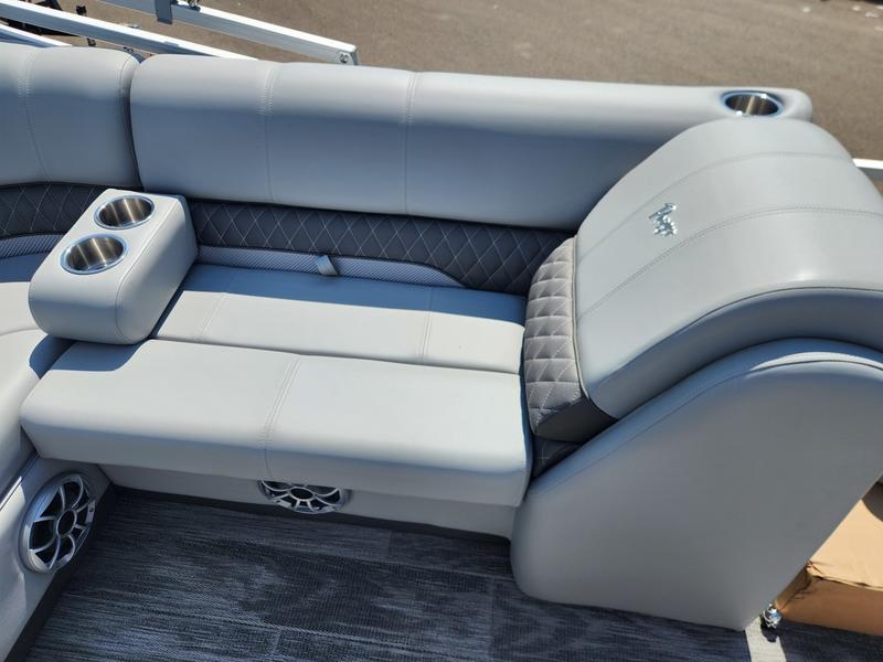 2025 RANGER BOATS 223F BOATS