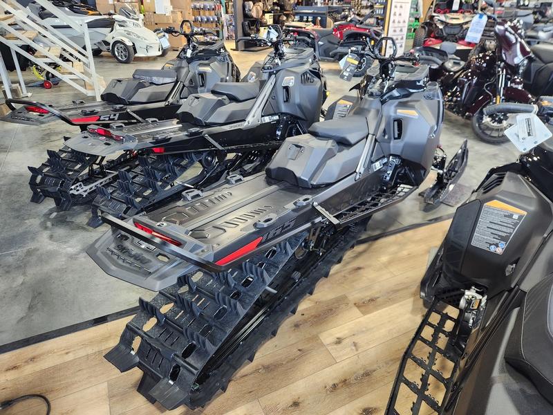 2025 SKI-DOO Summit X 165 850 E-TEC PowderMax X-Light with FlexEdge 3.0 SNOWMOBILES