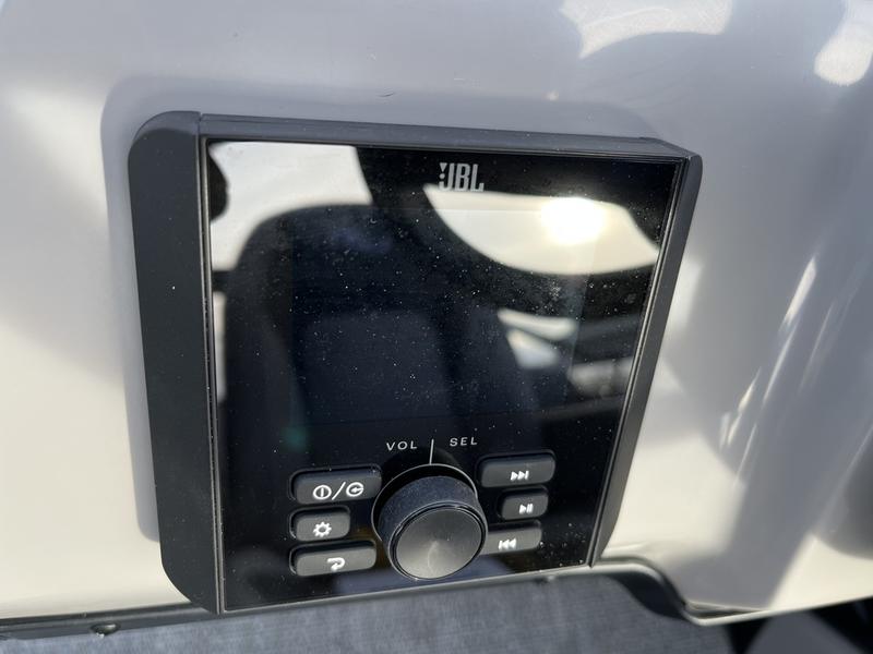 2026 BARLETTA Aria Quad-Lounge A22QC BOATS