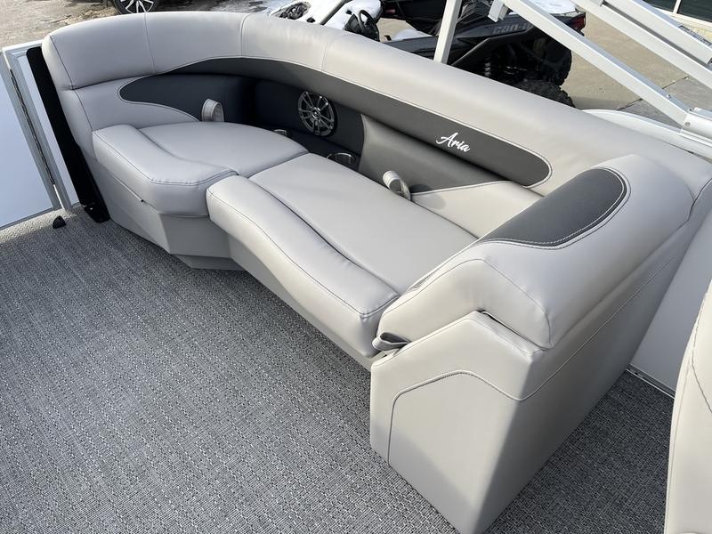 2026 BARLETTA Aria Quad-Lounge A22QC BOATS
