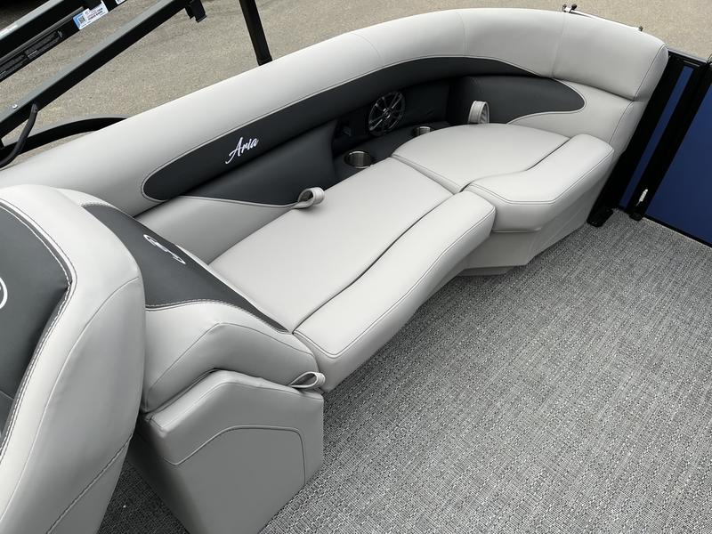 2026 BARLETTA Aria Quad-Lounge A22QC BOATS