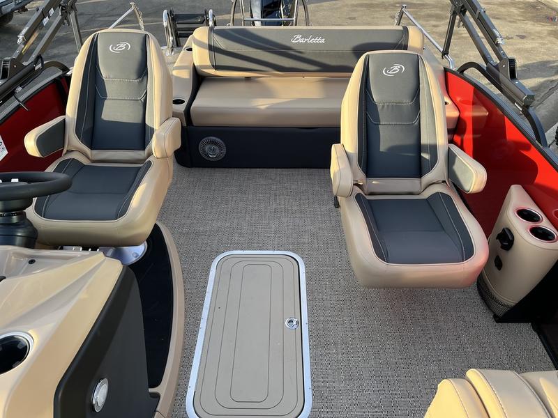 2026 BARLETTA Cabrio Ultra-Lounge C22UC BOATS