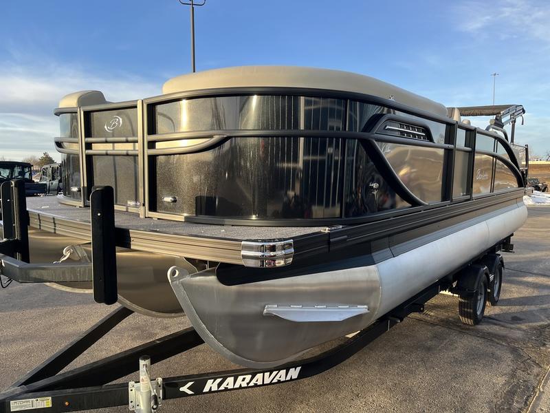 2026 BARLETTA Cabrio Ultra-Lounge C22UC BOATS