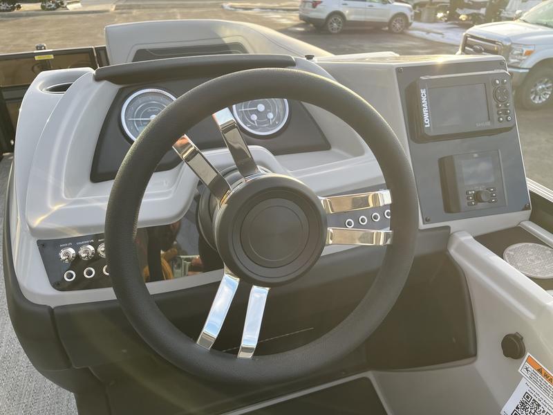 2026 BARLETTA Cabrio Ultra-Lounge C22UC BOATS