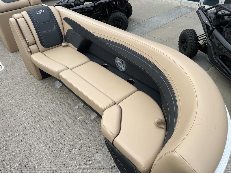 2026 BARLETTA Cabrio Cast-N-Cruise C24CC BOATS