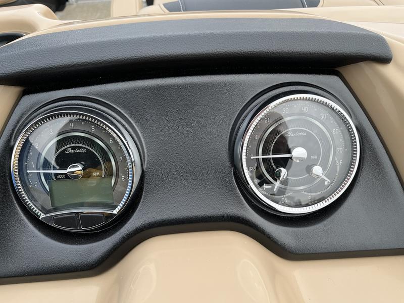 2026 BARLETTA Cabrio Cast-N-Cruise C24CC BOATS