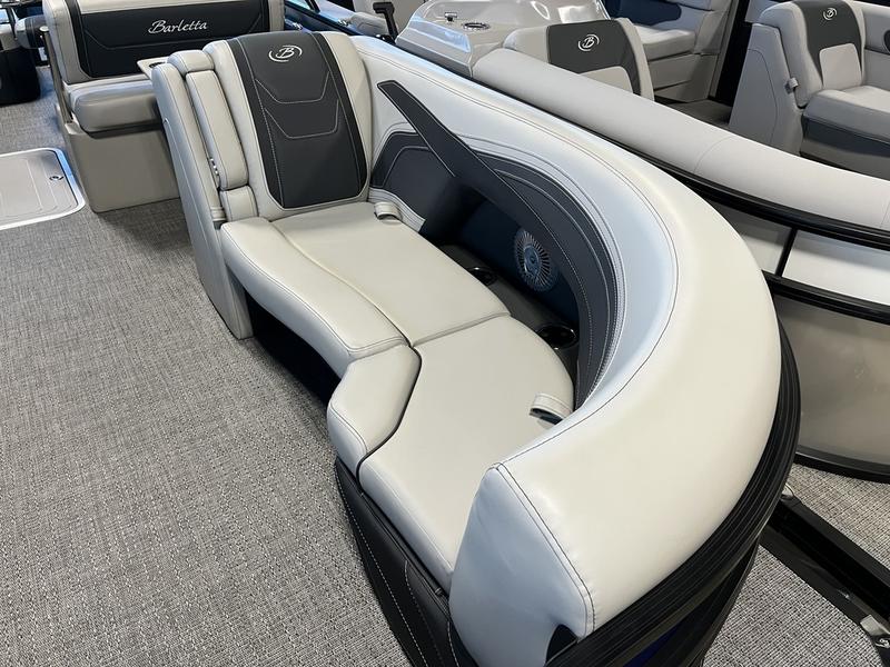 2026 BARLETTA Cabrio Cast-N-Cruise C24UE BOATS