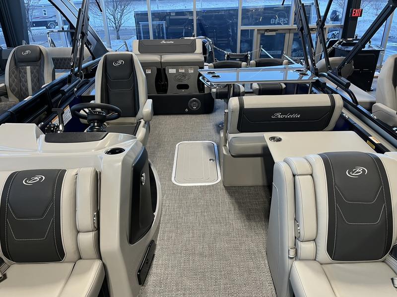 2026 BARLETTA Cabrio Cast-N-Cruise C24UE BOATS