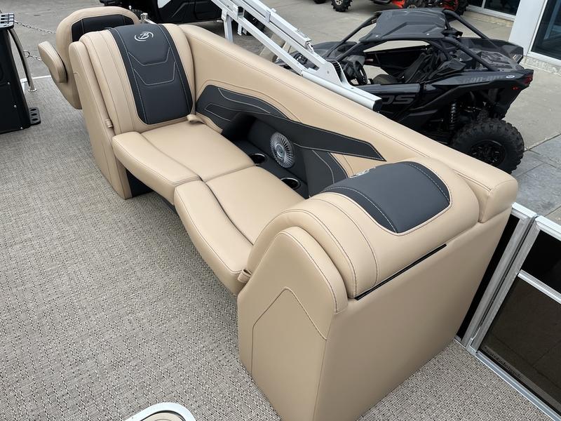 2026 BARLETTA Cabrio Cast-N-Cruise C24CC BOATS