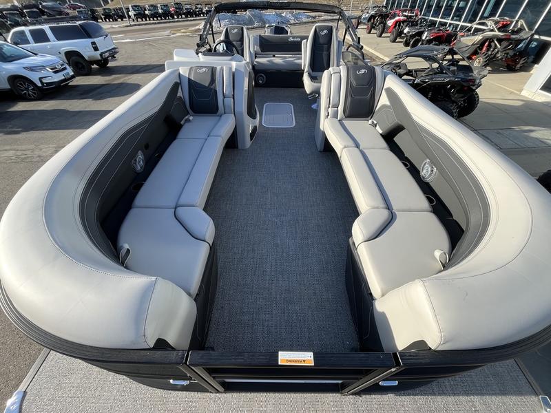 2026 BARLETTA Cabrio Cast-N-Cruise C24UC BOATS