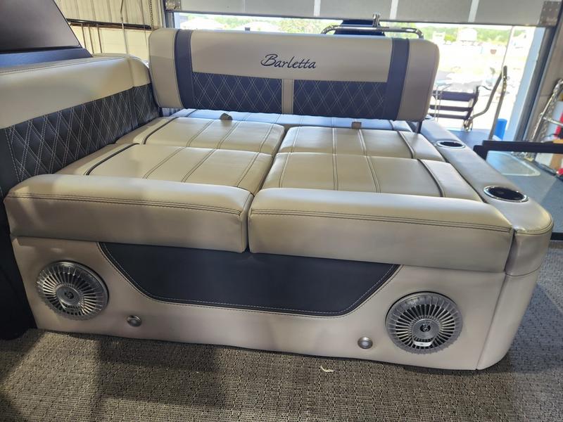 2026 BARLETTA LUSSO 25UE BOATS