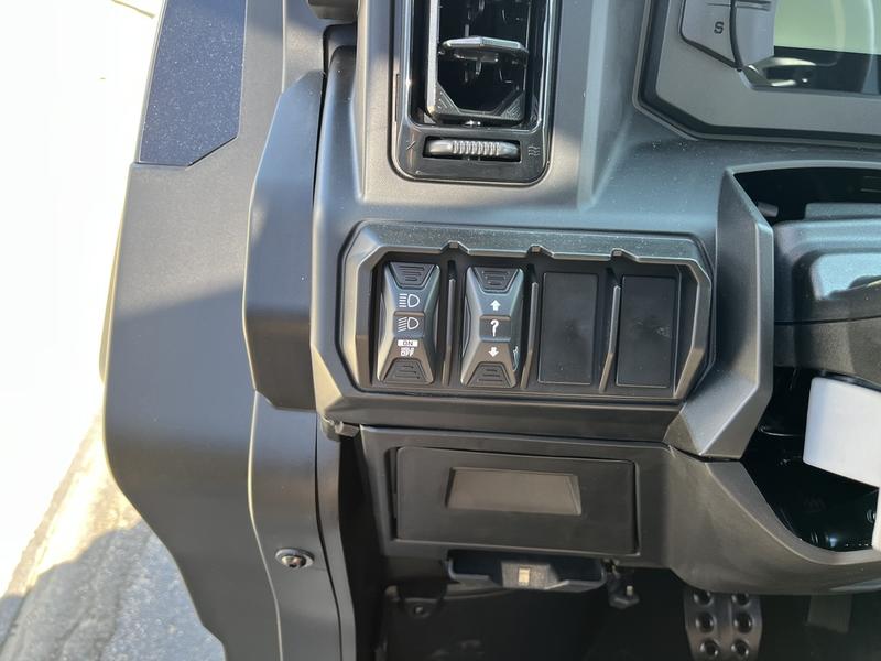 2026 CAN-AM Defender MAX LONE STAR CAB HD11 UTV