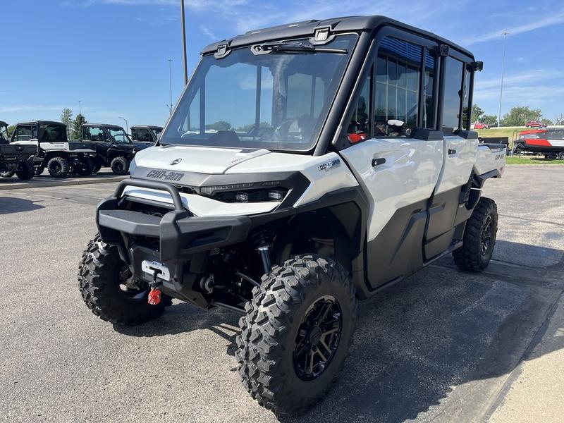 2026 CAN-AM Defender MAX Limited HD11 UTV