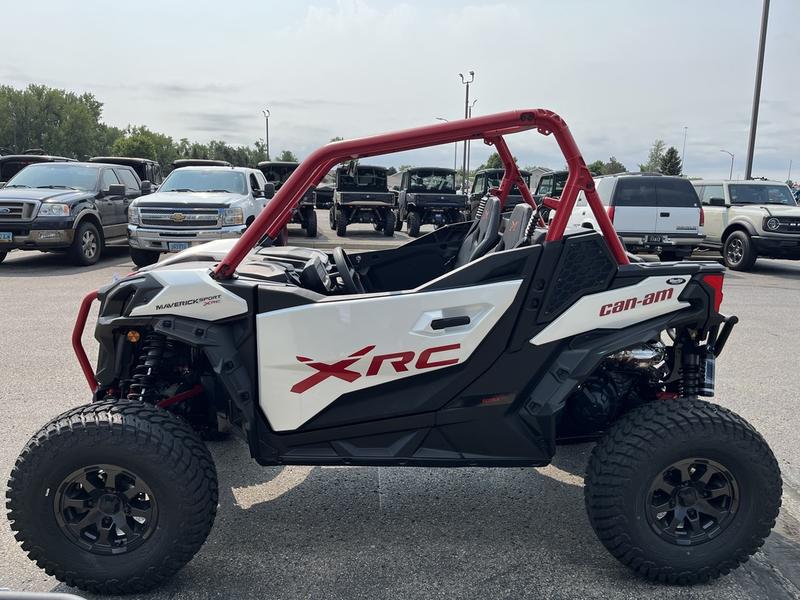 2026 CAN-AM Maverick Sport X rc 1000R UTV