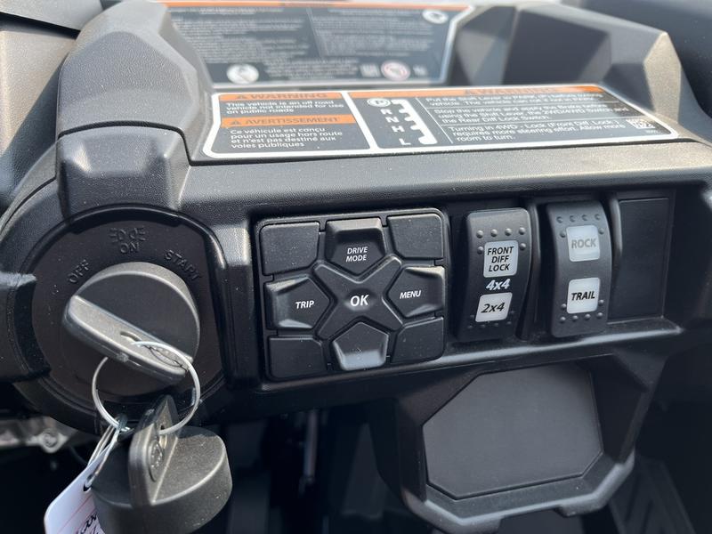 2026 CAN-AM Maverick Sport X rc 1000R UTV