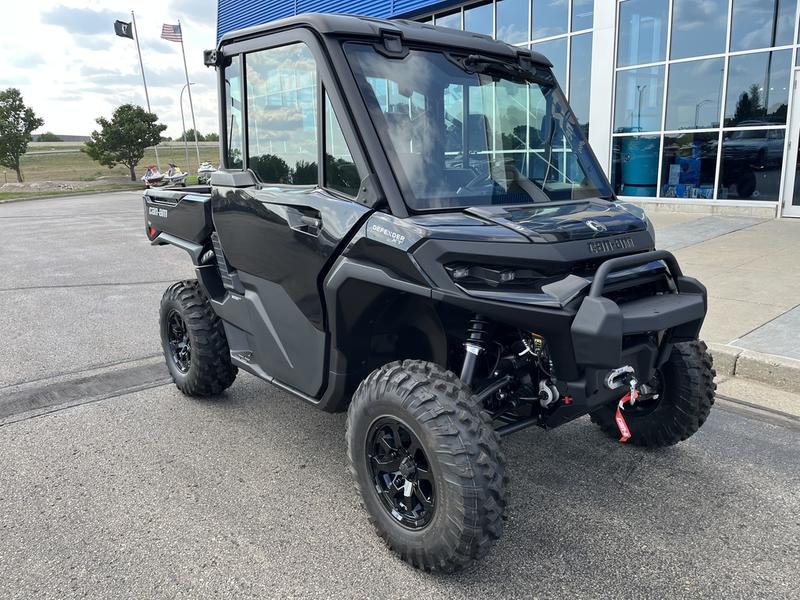 2026 CAN-AM Defender XT CAB HD11 UTV