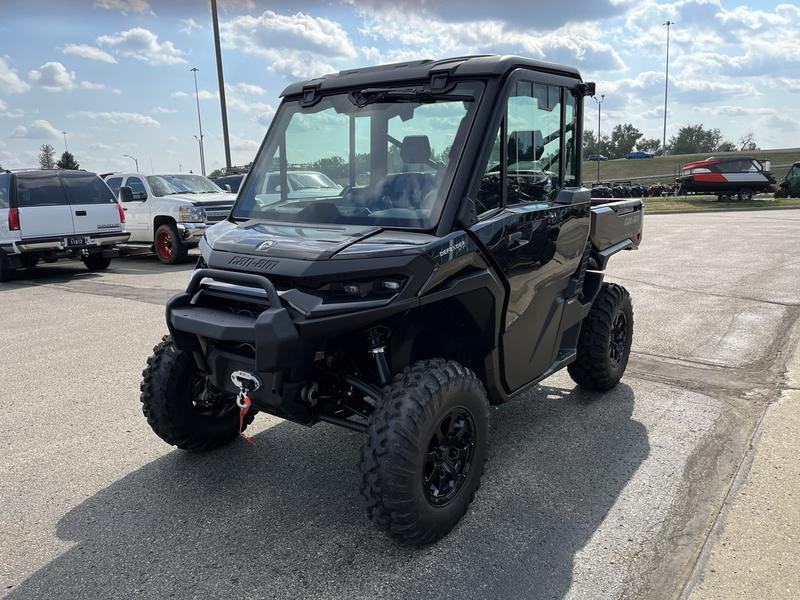 2026 CAN-AM Defender XT CAB HD11 UTV