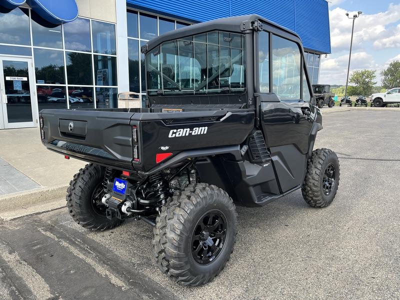 2026 CAN-AM Defender XT CAB HD11 UTV