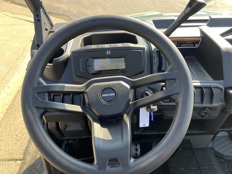 2026 CAN-AM Defender DPS HD10 UTV