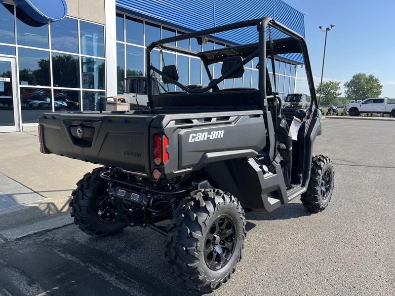 2026 CAN-AM Defender DPS HD10 UTV