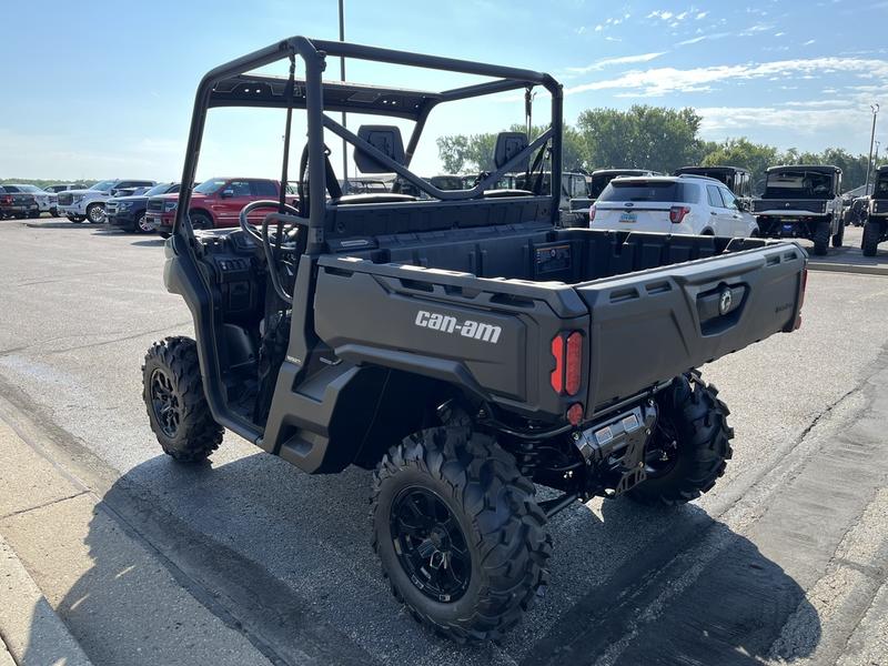 2026 CAN-AM Defender DPS HD10 UTV