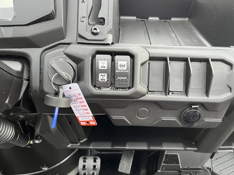 2026 CAN-AM Defender MAX DPS HD9 UTV