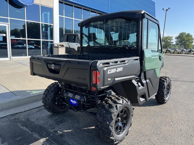 2026 CAN-AM Defender DPS CAB HD9 UTV