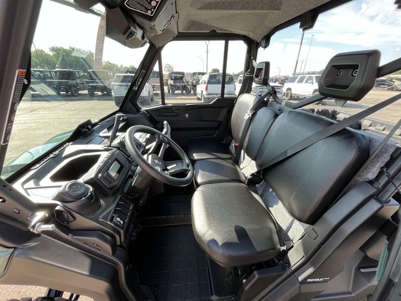 2026 CAN-AM Defender DPS CAB HD9 UTV