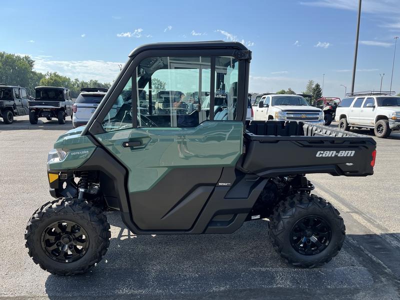 2026 CAN-AM Defender DPS CAB HD9 UTV