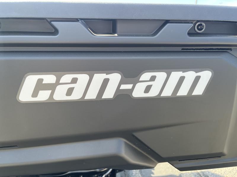 2026 CAN-AM Defender DPS CAB HD10 UTV