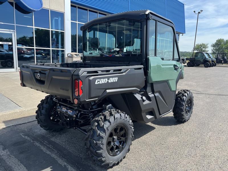 2026 CAN-AM Defender DPS CAB HD10 UTV
