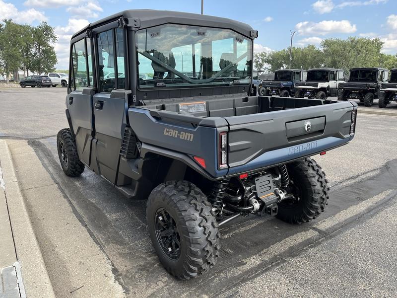 2026 CAN-AM Defender MAX XT CAB HD11 UTV