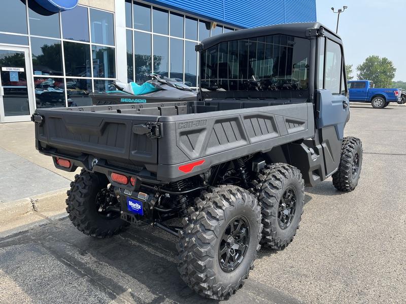 2026 CAN-AM Defender 6x6 Limited UTV